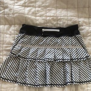 Lululemon tennis skirt
